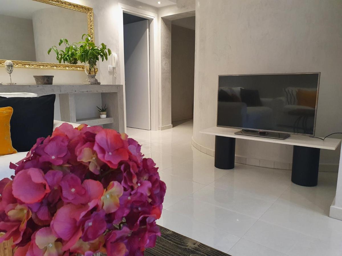 Dioni Luxury House Nea Iraklitsa Exterior foto