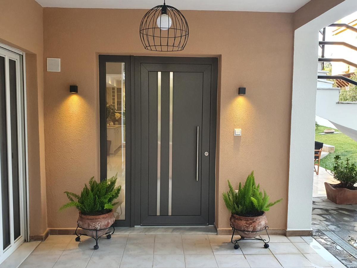 Dioni Luxury House Nea Iraklitsa Exterior foto