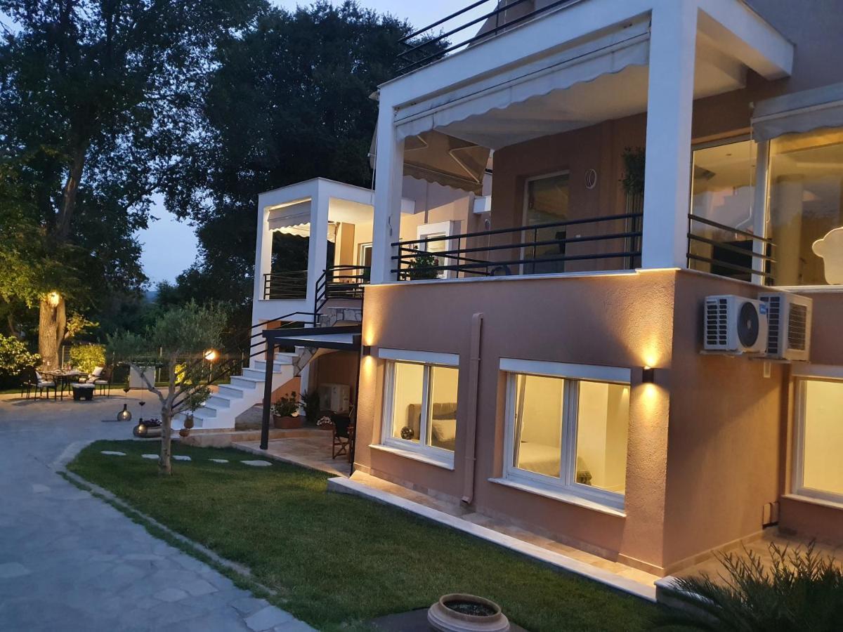 Dioni Luxury House Nea Iraklitsa Exterior foto