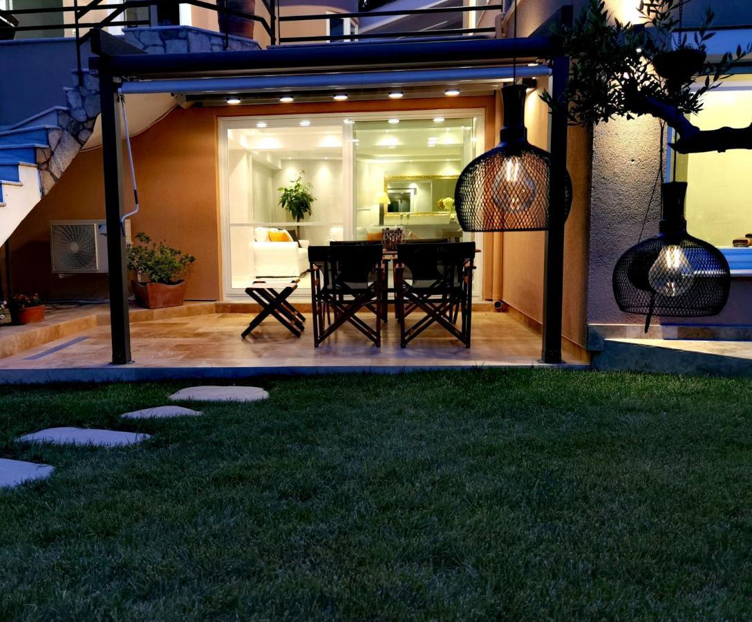 Dioni Luxury House Nea Iraklitsa Exterior foto